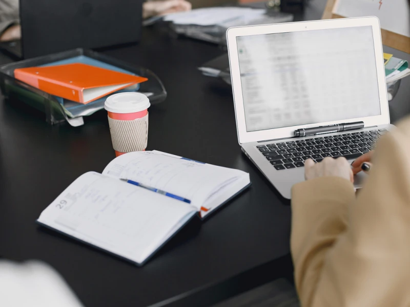 Laravel documentation with code examples